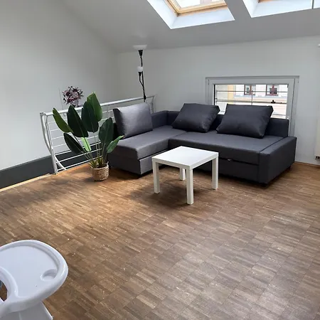 Top-lage - Top-wohnung Maisonettewohnung Mit Zwei Balkonen No3 *