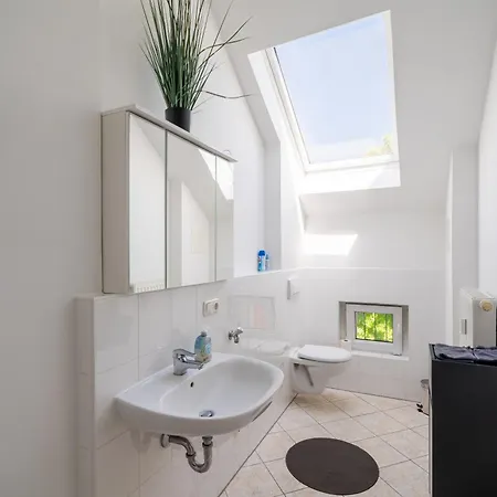 Top-lage - Top-wohnung Maisonettewohnung Mit Zwei Balkonen No3