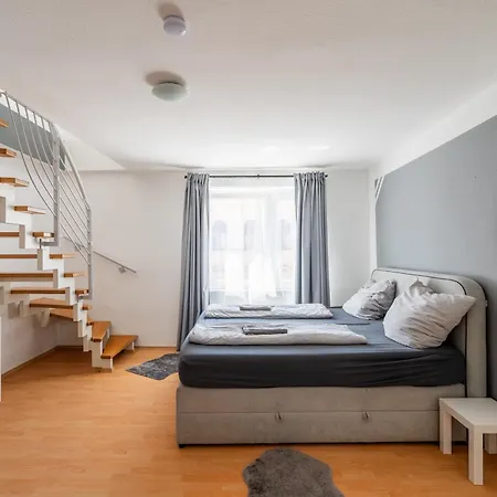 Top-lage - Top-wohnung Maisonettewohnung Mit Zwei Balkonen No3 *